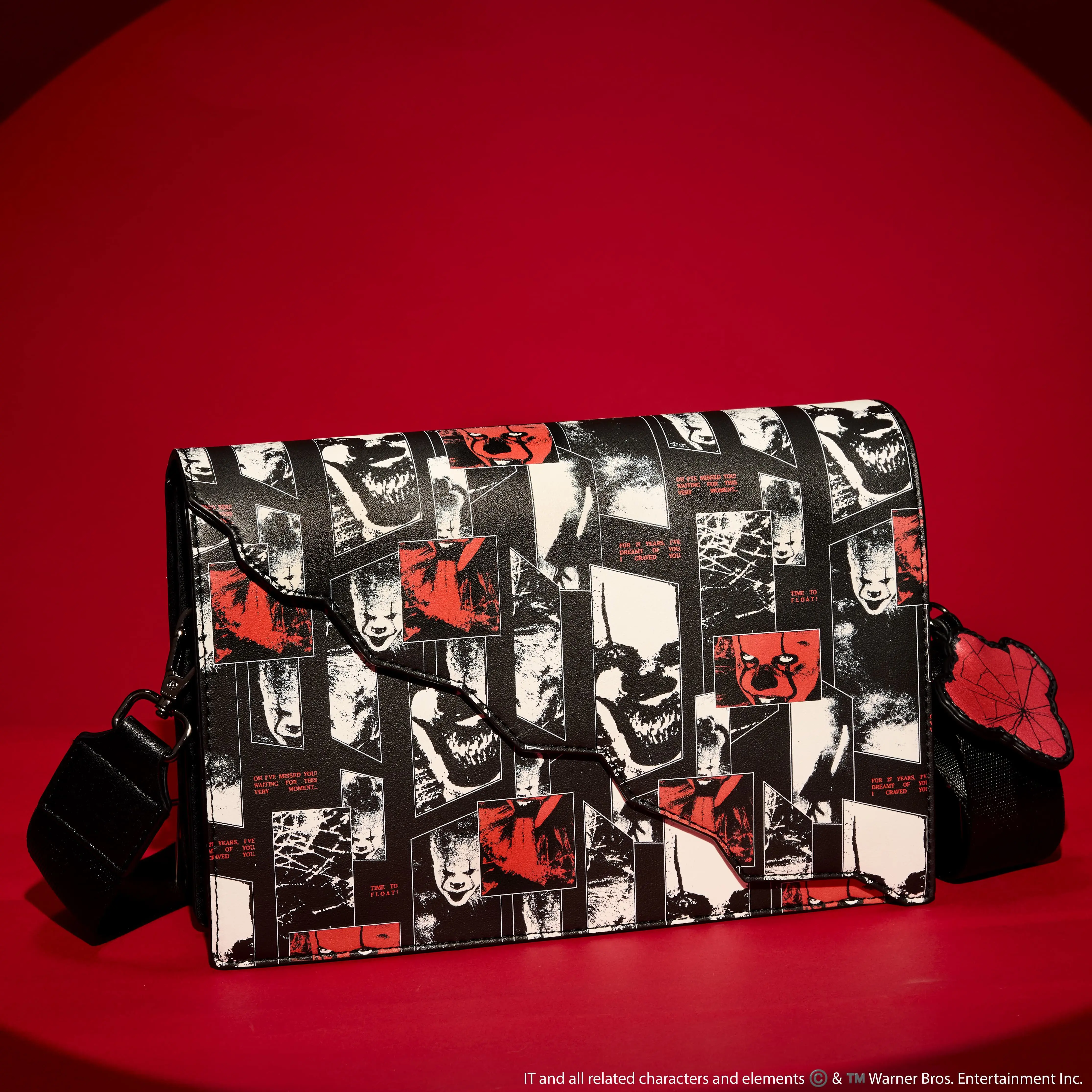 I Heart Horror It Pennywise Glow Crossbody Bag - Image 2